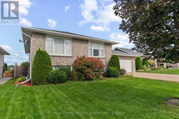 626 Moss Drive, Pembroke, ON, photo 3