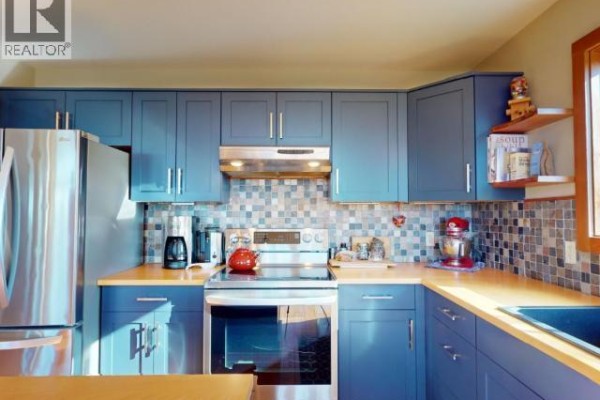 4pc Bathroom - 6268 Shelter Point Road, Texada Island, BC V0N3K0 Photo 5