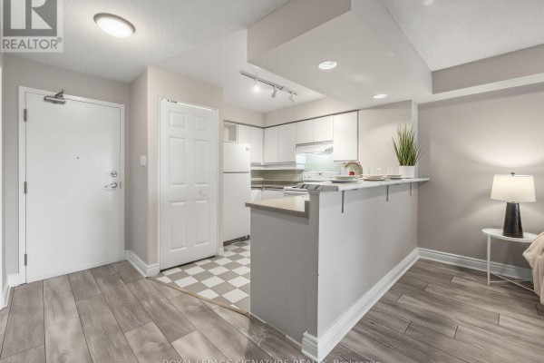 627 - 801 King Street W, Toronto, ON, photo 3