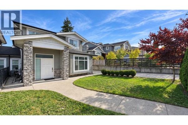 6272 Royal Oak Avenue, Burnaby, BC V5H3N7 Photo 2