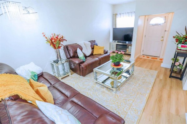 628 Burrows Avenue, Winnipeg, MB, photo 3