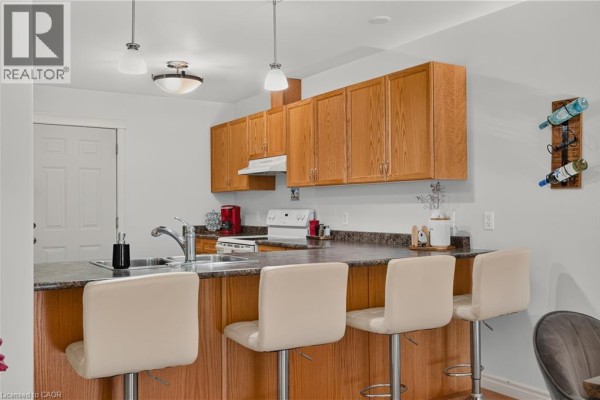 Kitchen - 628 Elizabeth Street W, Listowel, ON N4W1E7 Photo 4