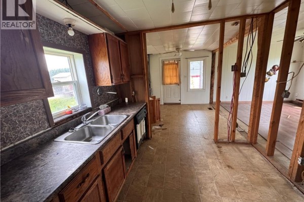 Dining room - 628 Ennishone Road, Drummond, NB E3Y1S6 Photo 5