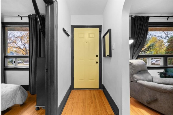 Primary Bedroom - 628 Fleet Avenue, Winnipeg, MB R3M1L1 Photo 3
