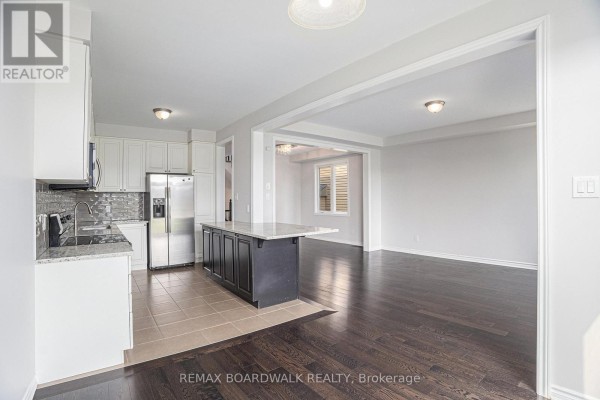 Kitchen - 628 Monardia Way, Ottawa, ON K4A1C8 Photo 5