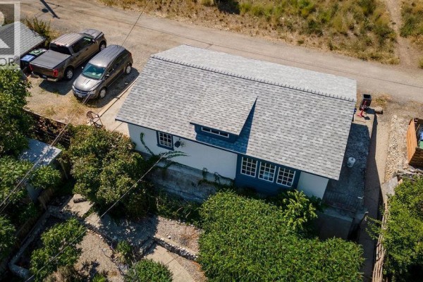 Laundry room - 6280 Okanagan Street, Oliver, BC V0H1T0 Photo 5