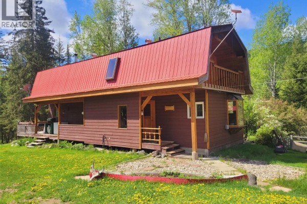 Foyer - 6288 Corral Road, Clearwater, BC V0E1N1 Photo 5