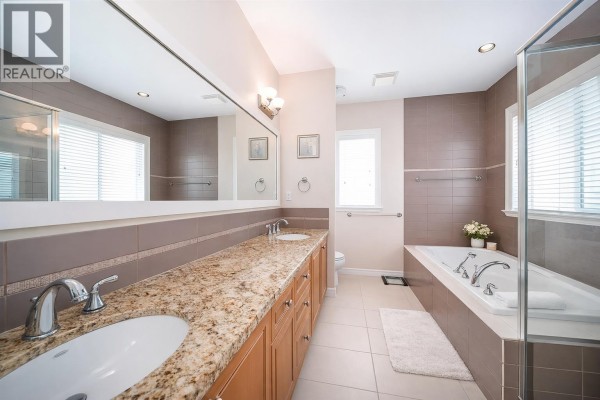 6291 Semlin Court, Richmond, BC V7C5S3 Photo 2