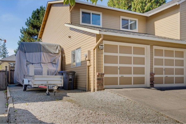 6293 129 Street, Surrey, BC V3X1S7 Photo 2
