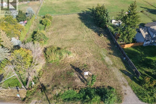 6295 Pleasant Valley Road, Vernon, BC V1B3R3 Photo 4