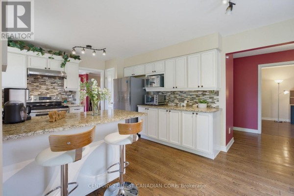 Dining room - 63 - 70 Sunnyside Drive, London North, ON N5X3W5 Photo 5