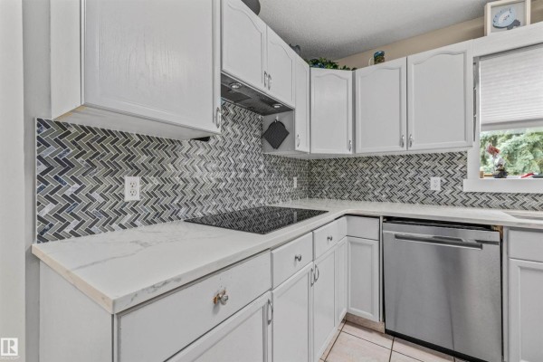 Primary Bedroom - #63 501 Youville Dr E Nw, Edmonton, AB T6L6T8 Photo 5