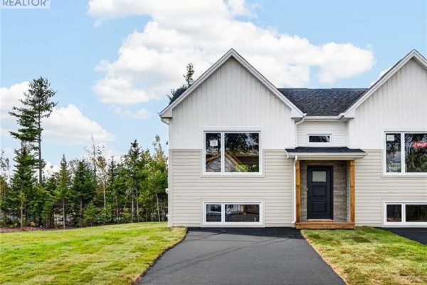 63 Ardoise Street, Moncton