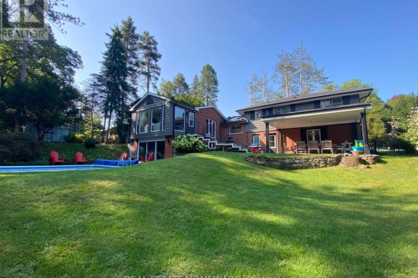 63 Cait Court, Hamilton, ON, photo 2
