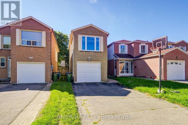 63 Enchanted Hills Crescent, Toronto, ON, photo 2