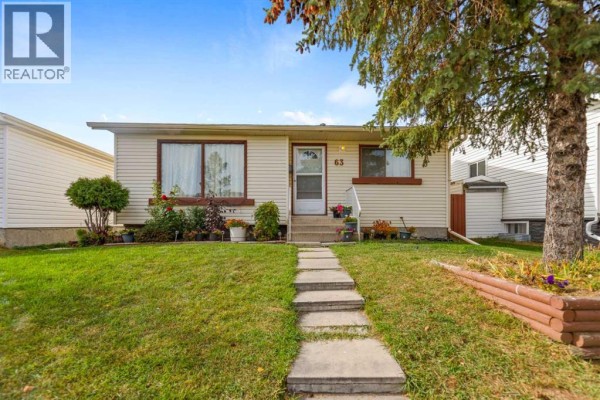 63 Faldale Close Ne, Calgary, AB, photo 2
