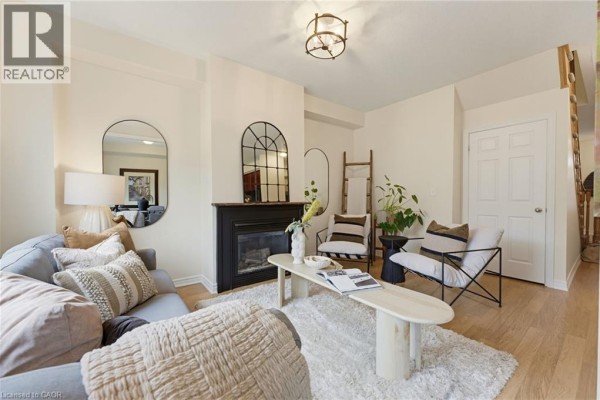 4pc Ensuite bath - 63 Golden Iris Crescent, Waterdown, ON L8B0R6 Photo 5
