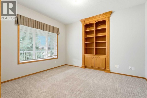 Living room - 63 Hillview Road, Strathmore, AB T1P1T8 Photo 4
