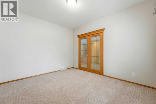 2pc Bathroom - 63 Hillview Road, Strathmore, AB T1P1T8 Photo 5