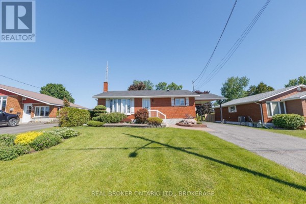 Primary Bedroom - 63 Kincardine Street W, North Glengarry, ON K0C1A0 Photo 5