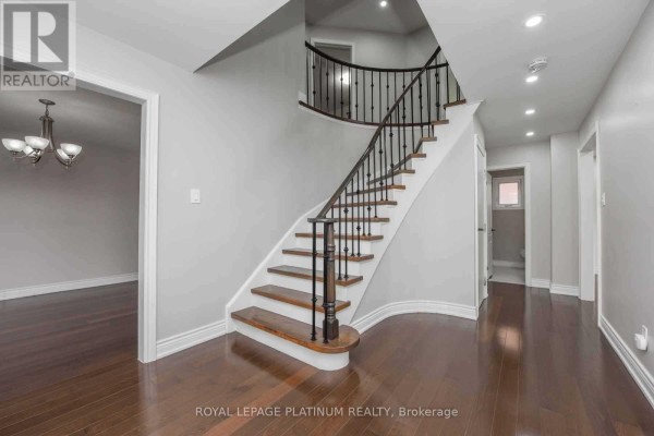 63 Lord Simcoe Drive, Brampton, ON L6S5G7 Photo 4