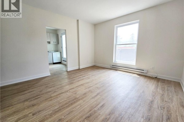 63 Main Street E Unit# 2, Grimsby, ON, photo 3