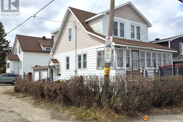 Primary Bedroom - 63 Maple Street N, Timmins, ON P4N6B5 Photo 4