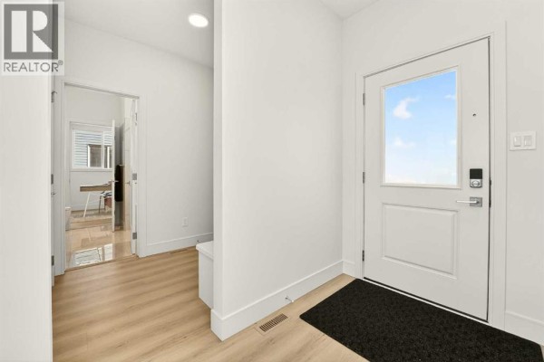 63 Miners Road W, Lethbridge, AB, photo 3
