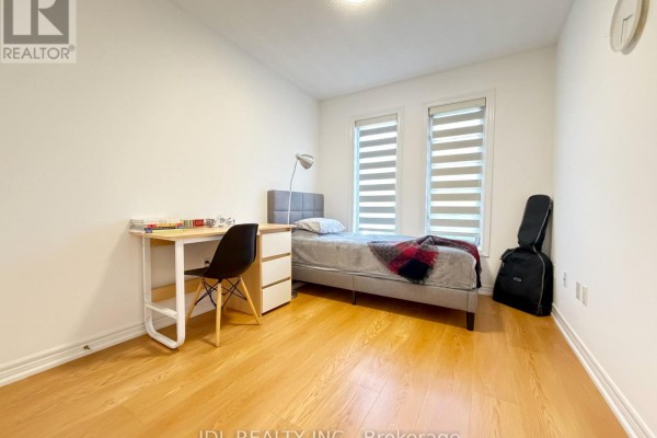 Bedroom 2 - 63 Peninsula Crescent, Richmond Hill, ON L4S1V1 Photo 5