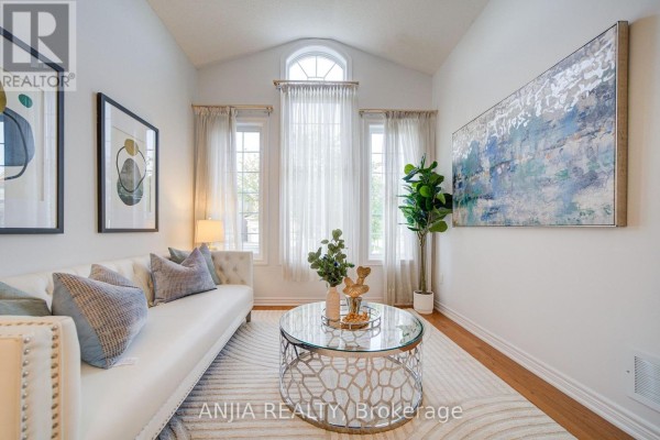 63 Saffron Street, Markham, ON L6E1Y4 Photo 4