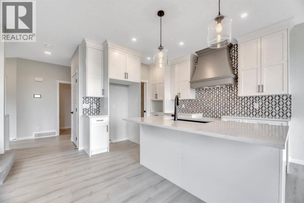 Kitchen - 63 Setonvista Grove Se, Calgary, AB T3M4H9 Photo 4