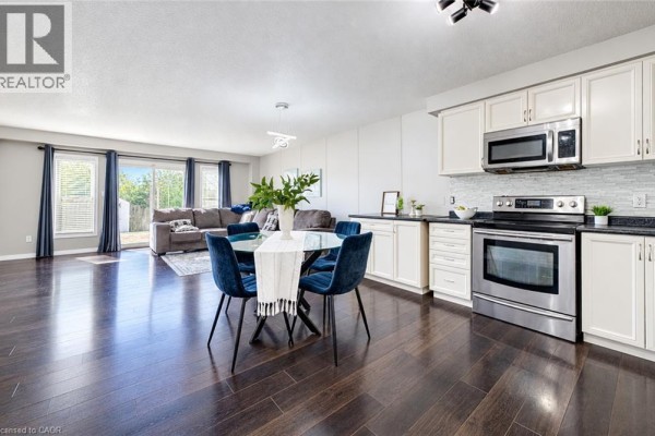 3pc Ensuite bath - 63 Sorrento Street, Kitchener, ON N2R0A4 Photo 4
