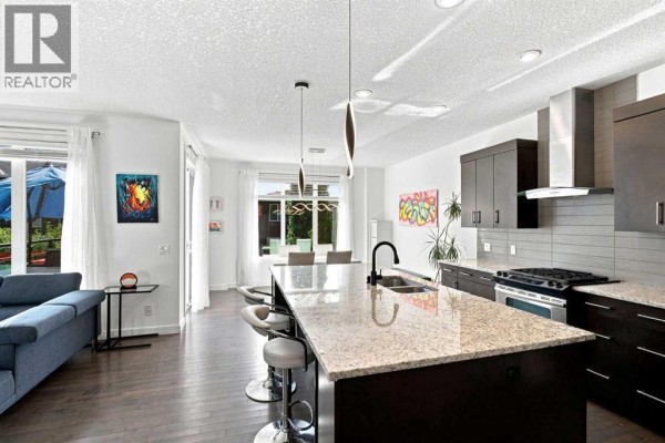 Kitchen - 63 Sunset Park, Cochrane, AB T4C0N4 Photo 4