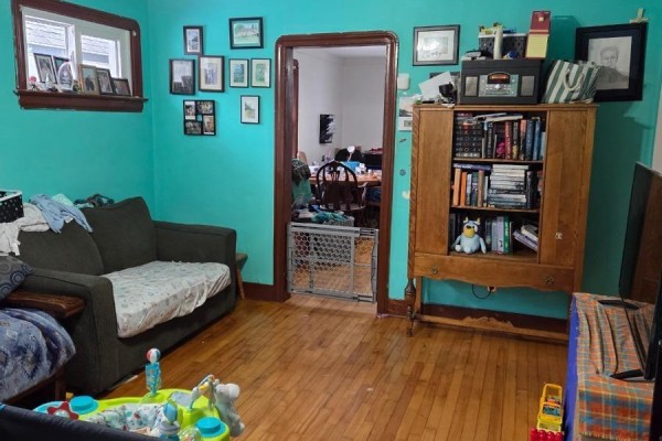 Living room - 63 Trelawne Ave, Sault Ste  Marie, ON P6B2M7 Photo 5