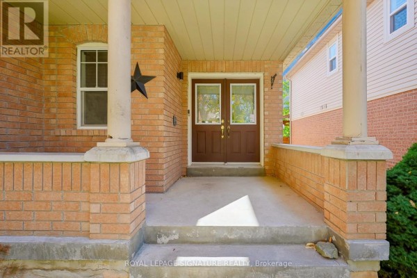 Foyer - 63 Woodroof Crescent, Aurora, ON L4G7H4 Photo 5