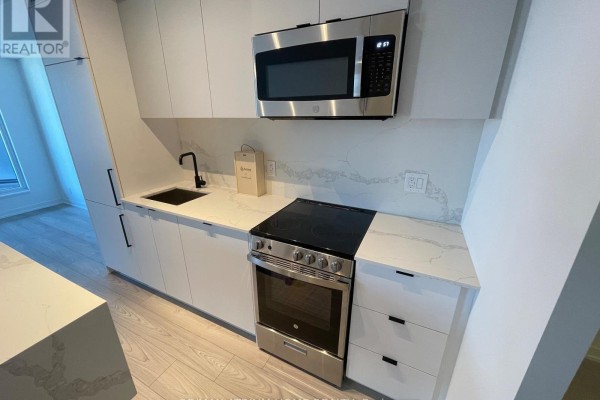 Living room - 630 - 285 Dufferin Street W, Toronto, ON M6K0J2 Photo 4