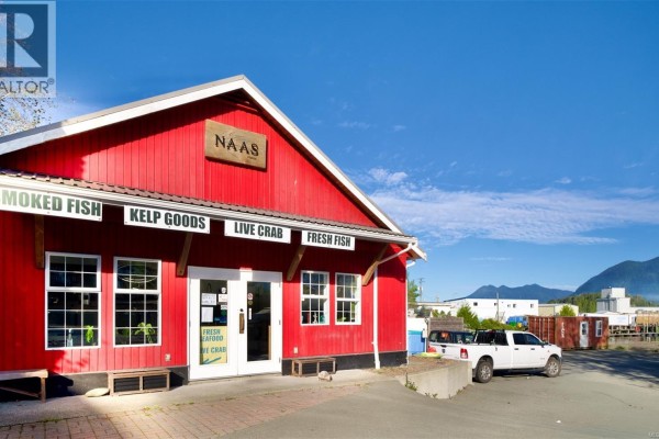 630 Campbell St, Tofino, BC V0R2Z0 Photo 3