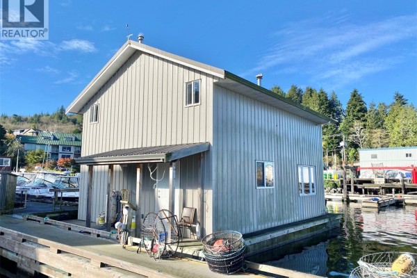 630 Campbell St, Tofino, BC V0R2Z0 Photo 4
