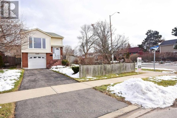 Residential for sale at 6303 Plowmans Heath, Mississauga, ON - MLS® 97pKFw