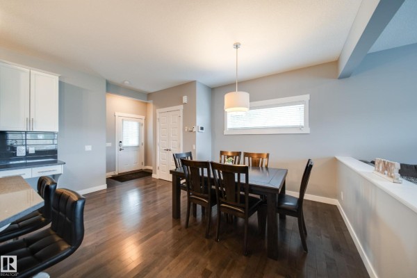 Kitchen - 6305 167a Av Nw, Edmonton, AB T5Y3P7 Photo 3