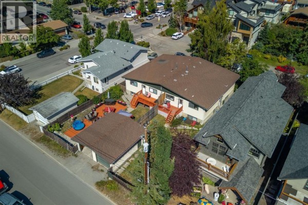 631 & 633 7th Street, Canmore, AB T1W2C2 Photo 5