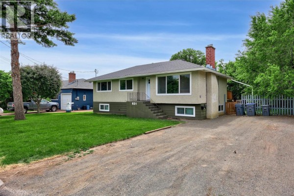 631 Brandon Avenue, Kamloops, BC, photo 3