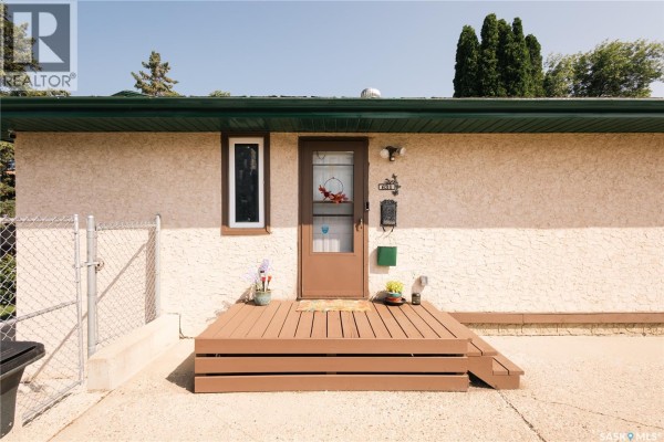 Kitchen - 631 Buchanan Drive, Prince Albert, SK S6V5Z7 Photo 3
