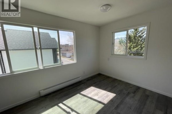 631 Burns Street, Penticton, BC V2A4X2 Photo 5
