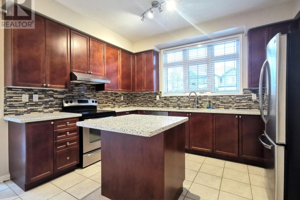 Family room - 631 Fred Mclaren Boulevard, Markham, ON L6E1N4 Photo 4