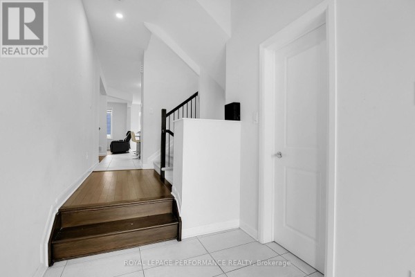 631 Idyllic Terrace, Ottawa, ON K4A5P3 Photo 4