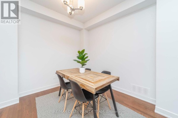 Kitchen - 631 Knotridge Street, Ottawa, ON K1W0N7 Photo 3