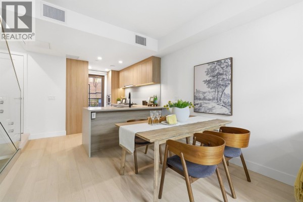 6310 Oak Street, Vancouver, BC V6M2W4 Photo 5