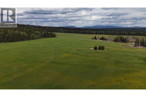 6311 N Horse Lake Road, 100 Mile House, BC, photo 2