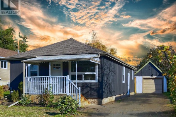6316 Montrose Road, Niagara Falls